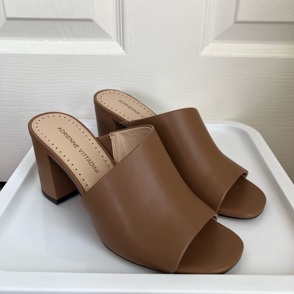 Adrienne Vittadini Brown Mules